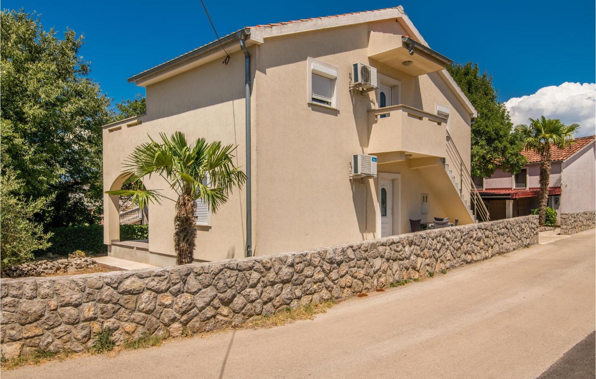Cozy Apartment In Malinska Dubasnica With Wifi מראה חיצוני תמונה